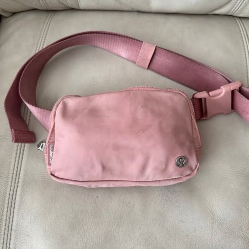 Lululemon Belt Bag Pink